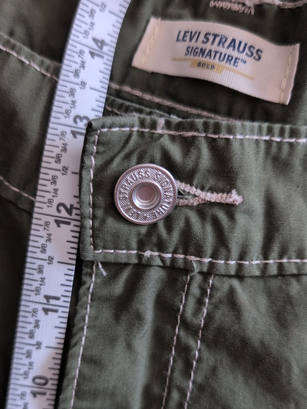 Levi's Dark Olive Cargo Shorts - Picture 10 of 10